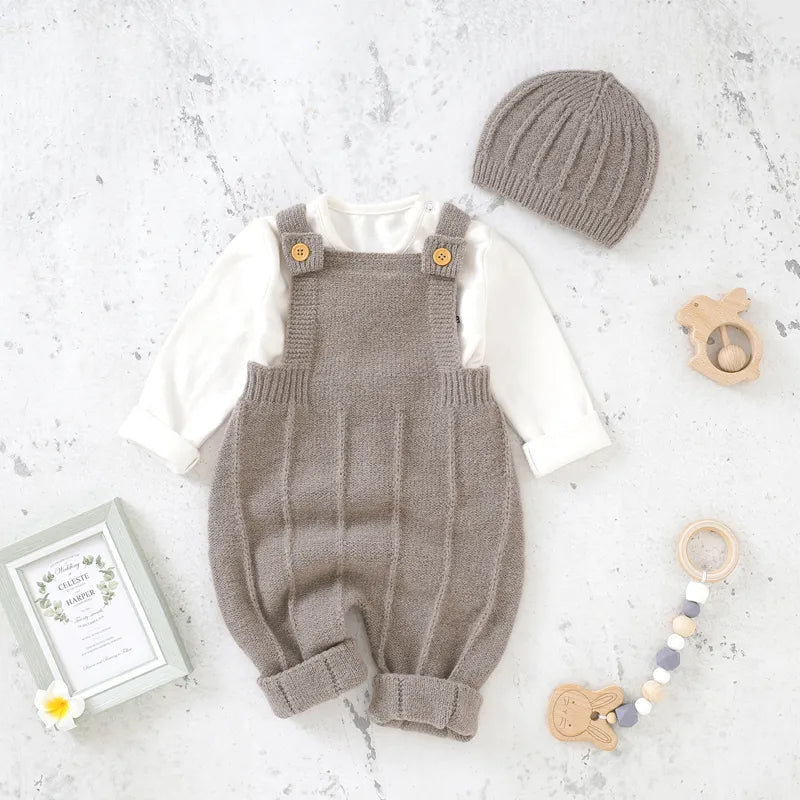 Sweetheart™ | Schattig gebreid baby tuinbroekje met mutsje